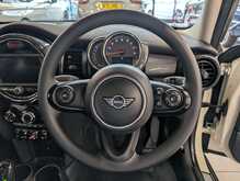 MINI Hatch Cooper - U8895