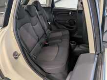 MINI Hatch Cooper - U8895