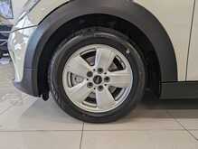 MINI Hatch Cooper - U8895