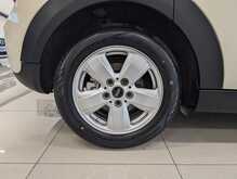 MINI Hatch Cooper - U8895