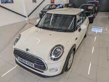 MINI Hatch Cooper - U8895