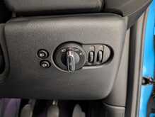 MINI Hatch Cooper S - U8899