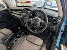 MINI Hatch Cooper S - U8899