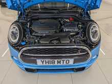 MINI Hatch Cooper S - U8899