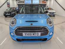 MINI Hatch Cooper S - U8899