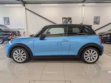 MINI Hatch Cooper S - U8899