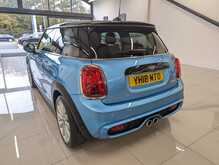 MINI Hatch Cooper S - U8899