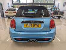 MINI Hatch Cooper S - U8899