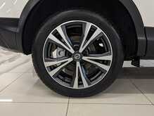 Nissan Qashqai DIG-T N-Connecta - U8900