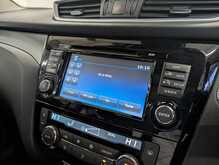 Nissan Qashqai DIG-T N-Connecta - U8900