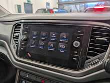 Volkswagen T-Roc TSI EVO Design - U8902