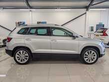 Skoda Karoq TSI SE L - U8926