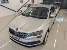 Skoda Karoq TSI SE L - U8926