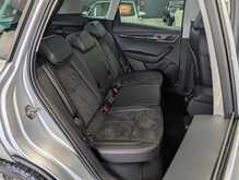 Skoda Karoq TSI SE L - U8926