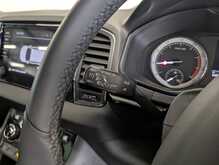 Skoda Karoq TSI SE L - U8926