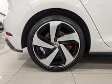 Volkswagen Golf TSI GTI Performance - U8933