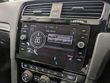 Volkswagen Golf TSI GTI Performance - U8933