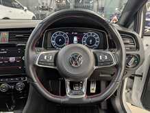 Volkswagen Golf TSI GTI Performance - U8933