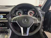 Mercedes-Benz SLK SLK350 BlueEfficiency AMG Sport - U8942