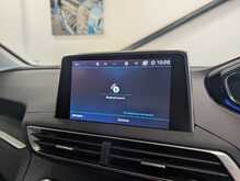 Peugeot 3008 BlueHDi Allure - U8950