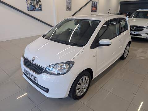 1.0 MPI SE Hatchback 3dr Petrol Manual Euro 6 (60 ps)