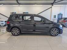 Volkswagen Touran TDI R-Line - U8971