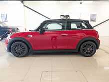 MINI Hatch Cooper - U8975