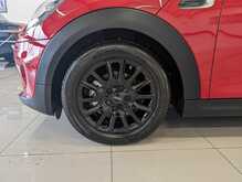 MINI Hatch Cooper - U8975