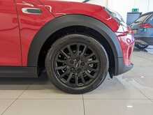 MINI Hatch Cooper - U8975