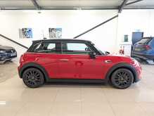 MINI Hatch Cooper - U8975