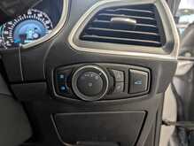 Ford Galaxy TDCi Titanium X - U8998