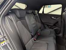 Audi Q2 TFSI CoD Black Edition - U9005