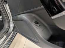 Audi Q2 TFSI CoD Black Edition - U9005