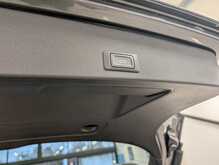 Audi Q2 TFSI CoD Black Edition - U9005