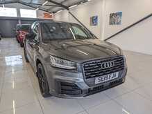 Audi Q2 TFSI CoD Black Edition - U9005