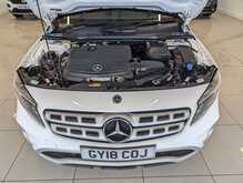 Mercedes-Benz GLA GLA200 SE - U9009