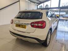 Mercedes-Benz GLA GLA200 SE - U9009