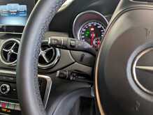 Mercedes-Benz GLA GLA200 SE - U9009
