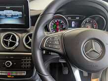 Mercedes-Benz GLA GLA200 SE - U9009