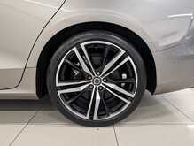 Volvo V60 T5 R-Design Pro - U9012
