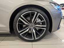 Volvo V60 T5 R-Design Pro - U9012