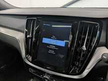 Volvo V60 T5 R-Design Pro - U9012