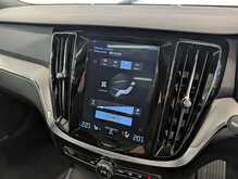 Volvo V60 T5 R-Design Pro - U9012