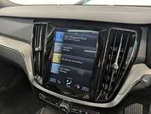 Volvo V60 T5 R-Design Pro - U9012