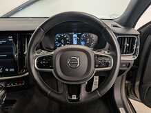 Volvo V60 T5 R-Design Pro - U9012