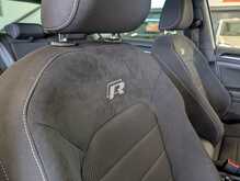 Volkswagen Golf TSI R - U9022