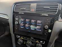 Volkswagen Golf TSI R - U9022