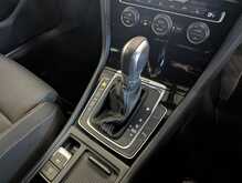 Volkswagen Golf TSI R - U9022