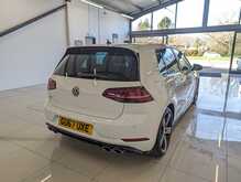 Volkswagen Golf TSI R - U9022