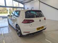 Volkswagen Golf TSI R - U9022